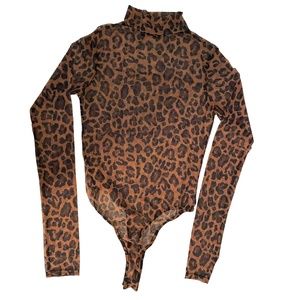 PrettyLittleThing Animal Print Long Sleeve Bodysuit